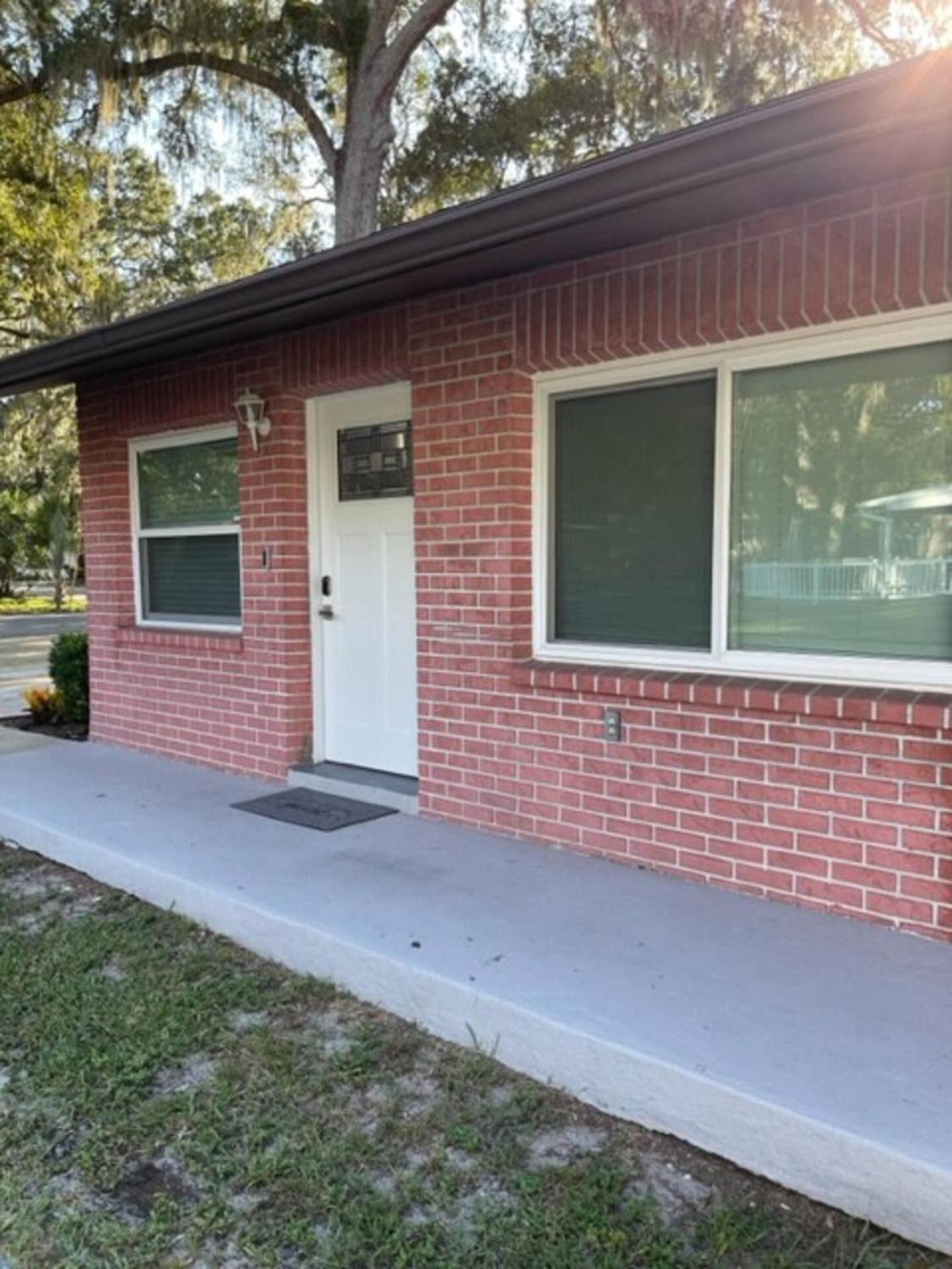 Walk Everywhere! 1-Bedroom Gem In Downtown Hub New Port Richey Ngoại thất bức ảnh